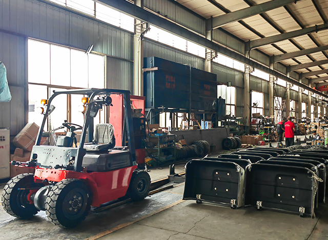 Automated assembly line for forklift production